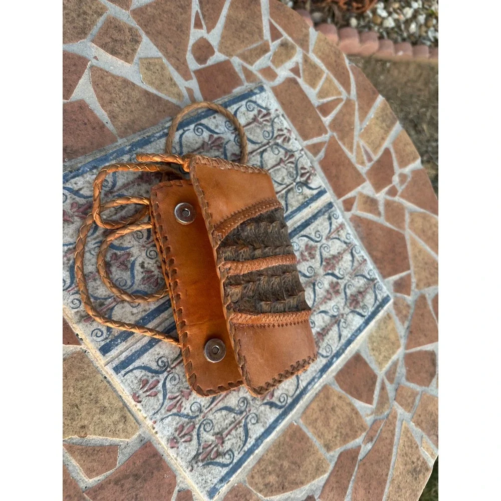 Vtg Handcrafted Western Leather Crossbody with Alligator/Caiman Style inlay